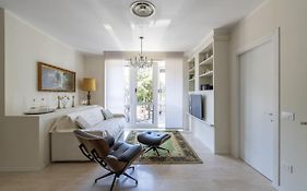 Casa Lazzarini luxury apartment